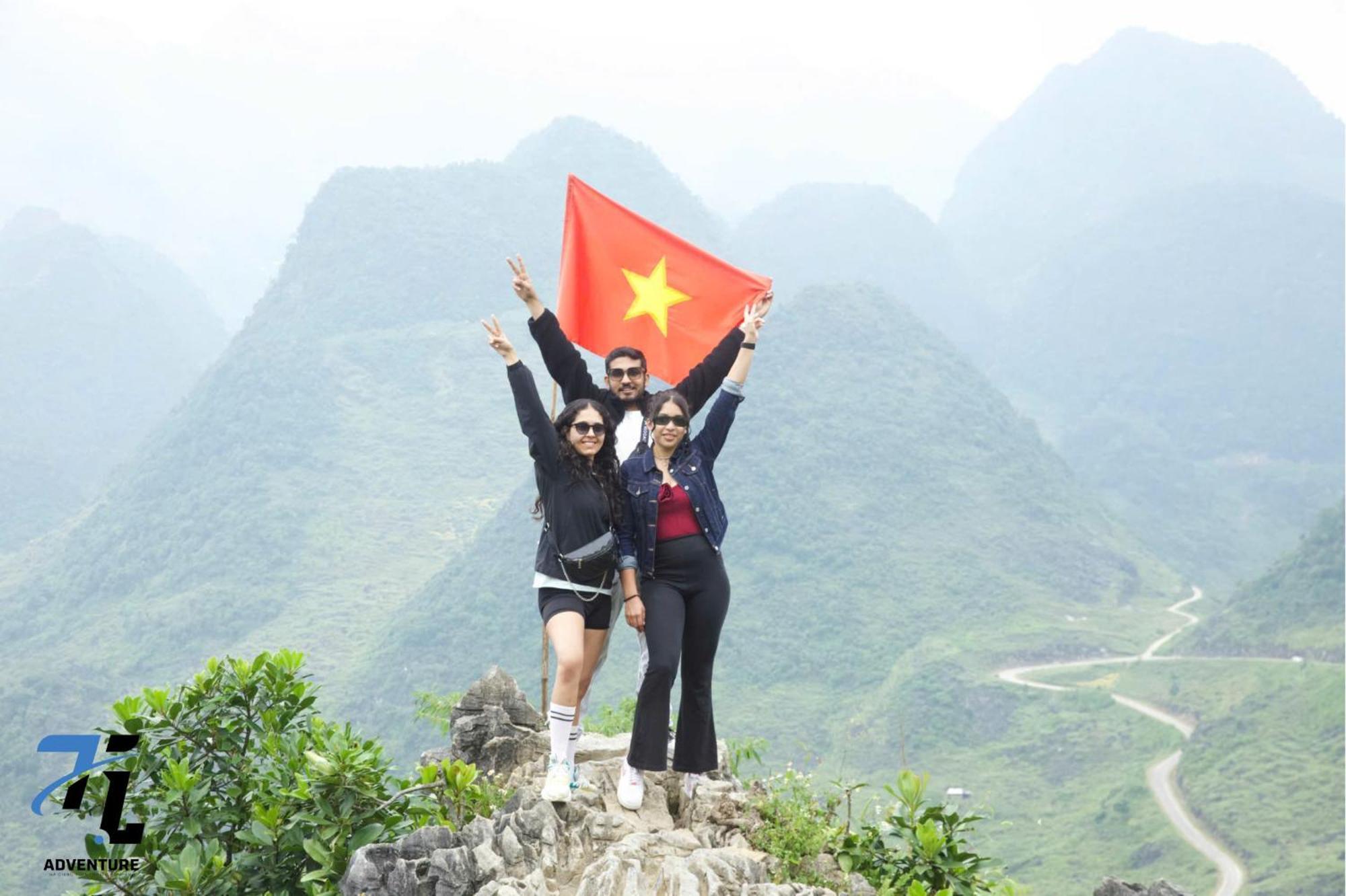 Tl Adventure Tour & Motorbike Ha Giang Esterno foto